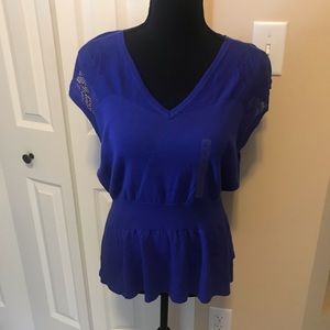 Ann Taylor Short-Sleeved Shirt. Women’s large, NWT
